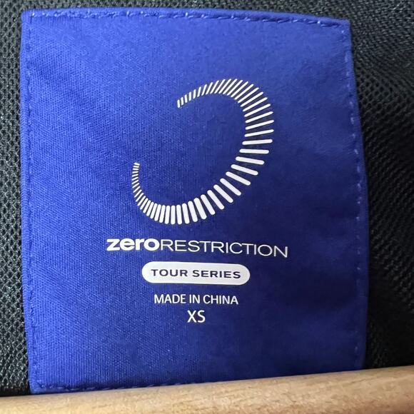 ZERO RESTRICTION Women's XS Tour Series Performance Full Zip Rain Golf Jacket - Picture 7 of 11